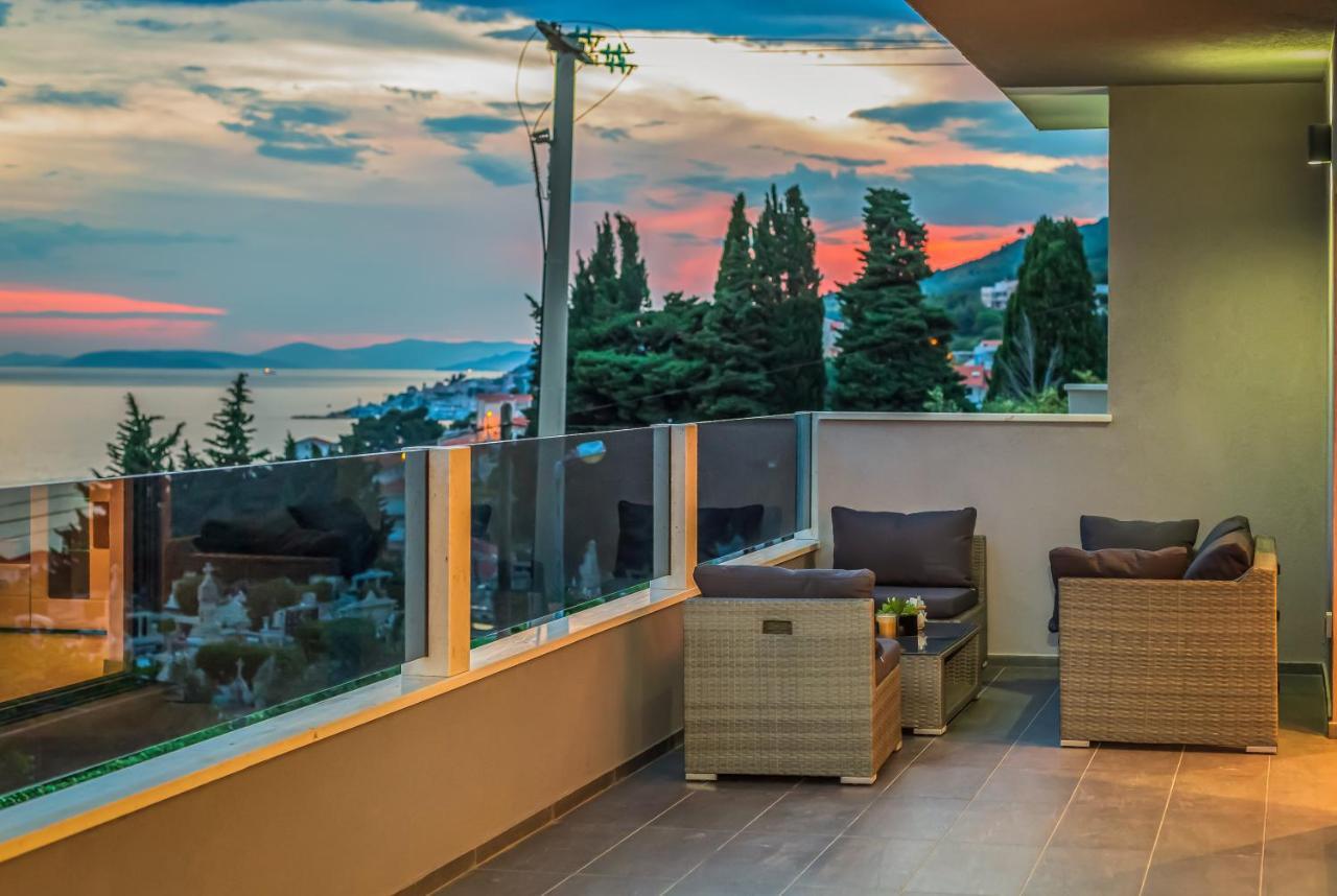 Luxury Apartment Lorena - Private Heated Pool - เยเซนิเซ ภายนอก รูปภาพ